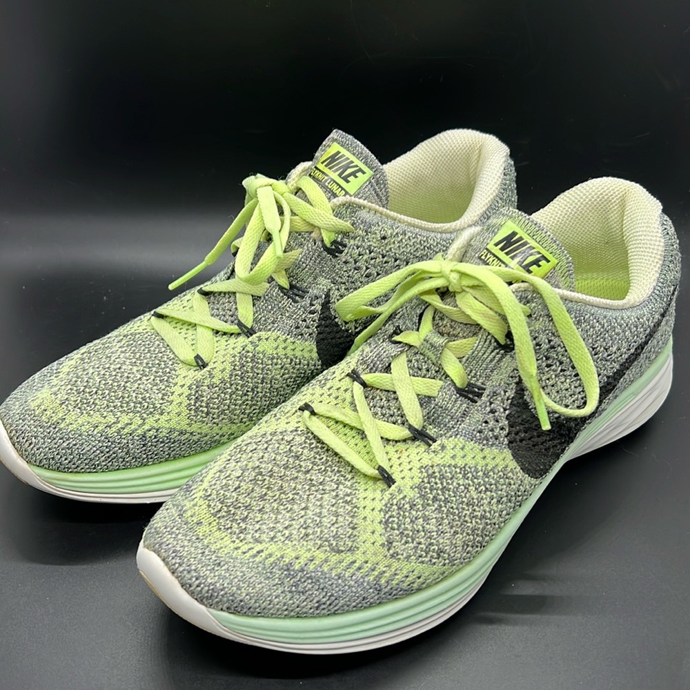 Nike Flyknit Lunar 3 Green Black Running Shoes (698181-013) Women’s Sz 8.5